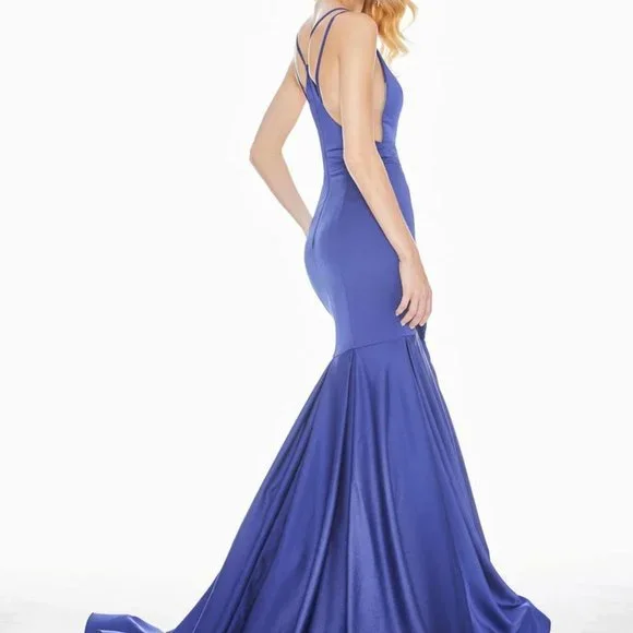 Ashley Lauren Form Fitted Mermaid Dress - Picture 3 of 6